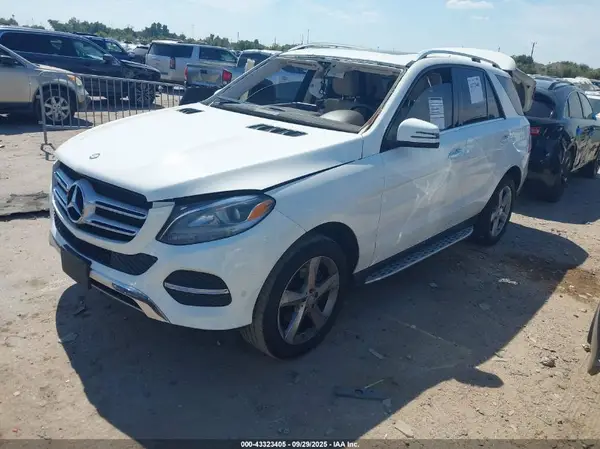 4JGDA5JB9HA875378 2017 MERCEDES-BENZ GLE - Image 2