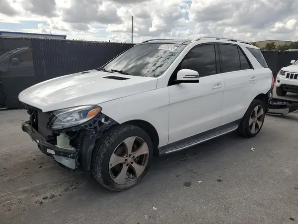 4JGDA5JB9HA903373 2017 MERCEDES-BENZ GLE - Image 1
