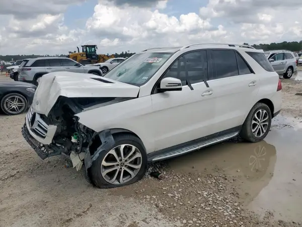4JGDA5JB9HA918276 2017 MERCEDES-BENZ GLE - Image 1