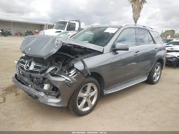 4JGDA5JB9HA937622 2017 MERCEDES-BENZ GLE - Image 2