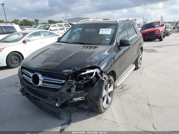 4JGDA5JB9HA944733 2017 MERCEDES-BENZ GLE - Image 2