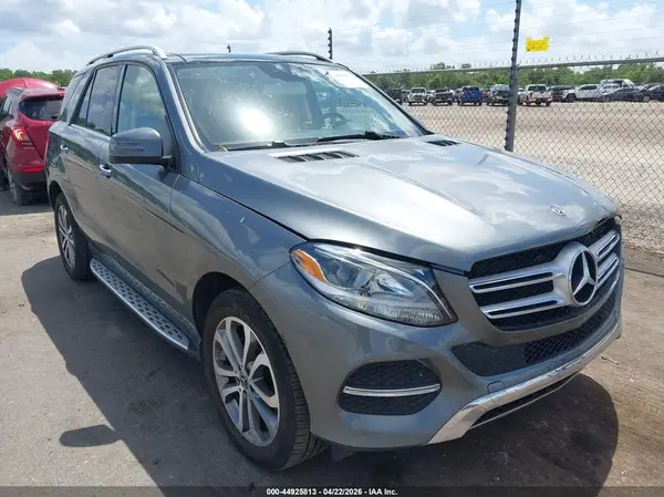 4JGDA5JB9HA952542 2017 MERCEDES-BENZ GLE - Image 1