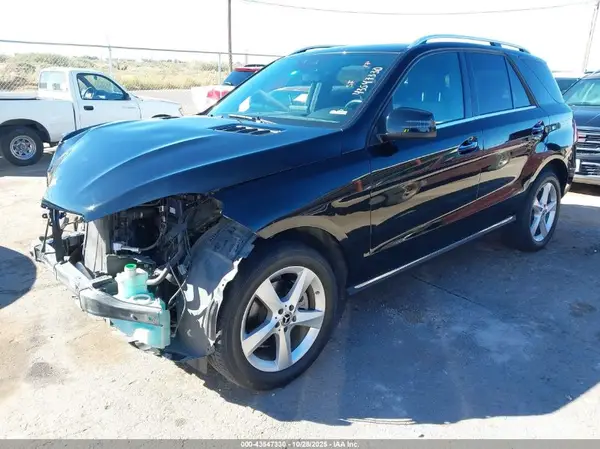 4JGDA5JB9HA984391 2017 MERCEDES-BENZ GLE - Image 2