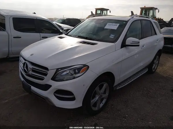 4JGDA5JB9JB028859 2018 MERCEDES-BENZ GLE - Image 2