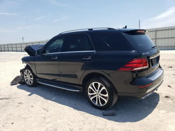 4JGDA5JB9JB041367 2018 MERCEDES-BENZ GLE - Image 2