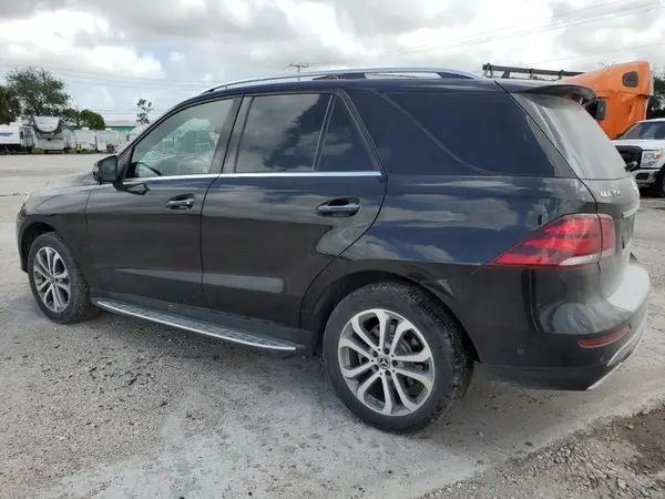 4JGDA5JB9JB051770 2018 MERCEDES-BENZ GLE - Image 2