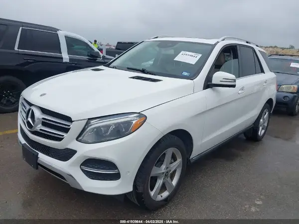 4JGDA5JB9JB088267 2018 MERCEDES-BENZ GLE - Image 2