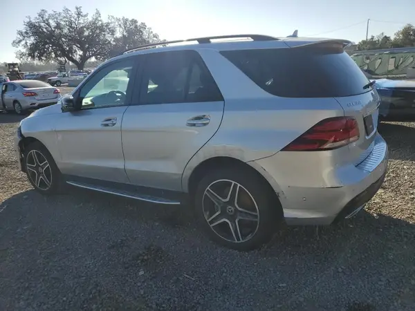 4JGDA5JB9JB088849 2018 MERCEDES-BENZ GLE - Image 2