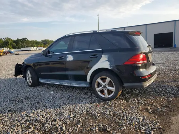 4JGDA5JB9JB092173 2018 MERCEDES-BENZ GLE - Image 2