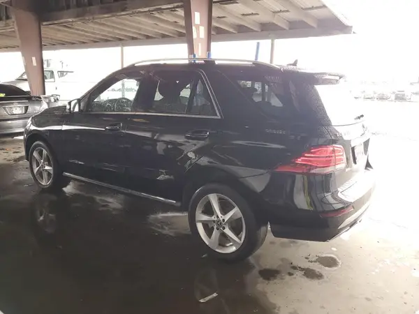 4JGDA5JB9JB142344 2018 MERCEDES-BENZ GLE - Image 2