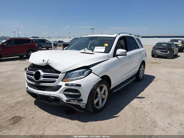 4JGDA5JB9JB154767 2018 MERCEDES-BENZ GLE - Image 2