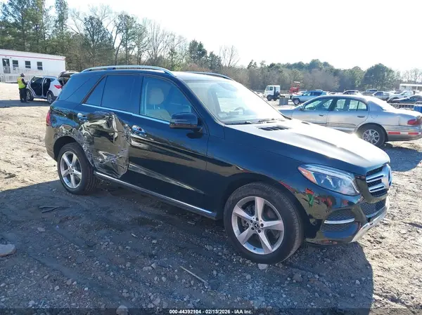 4JGDA5JB9JB186327 2018 MERCEDES-BENZ GLE - Image 1