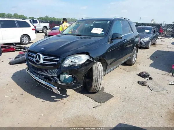 4JGDA5JBXGA682977 2016 MERCEDES-BENZ GLE - Image 2