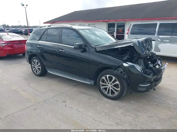 4JGDA5JBXGA764031 2016 MERCEDES-BENZ GLE - Image 1