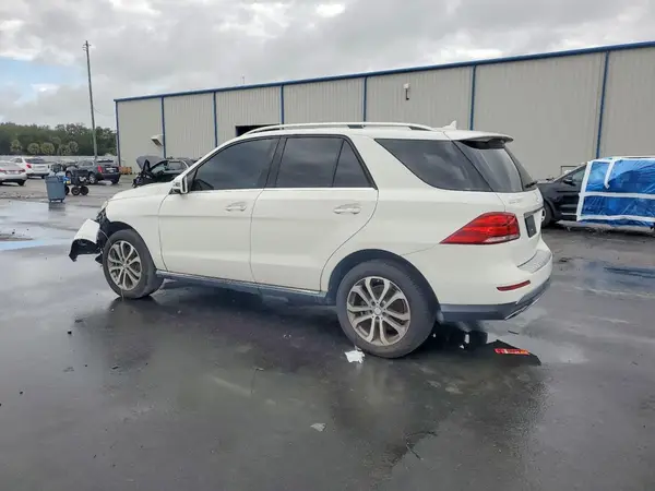 4JGDA5JBXGA783274 2016 MERCEDES-BENZ GLE - Image 2