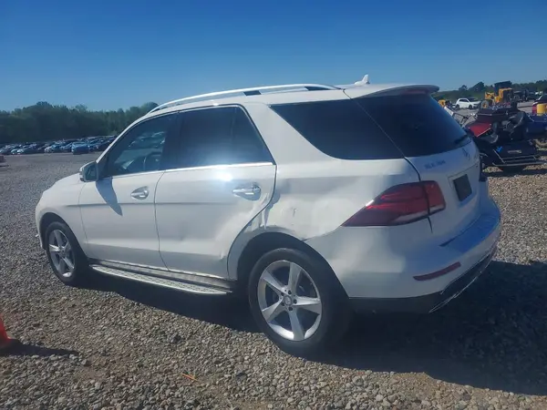 4JGDA5JBXHA828375 2017 MERCEDES-BENZ GLE - Image 2