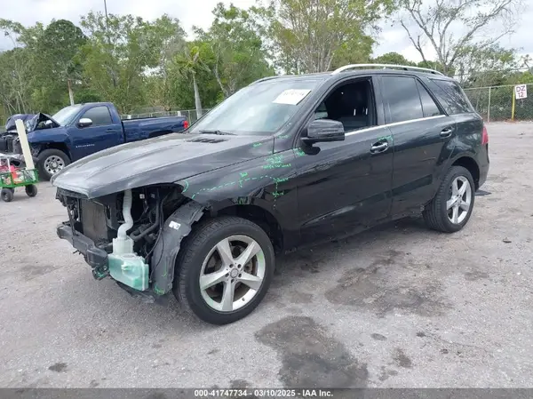4JGDA5JBXHA829994 2017 MERCEDES-BENZ GLE - Image 2