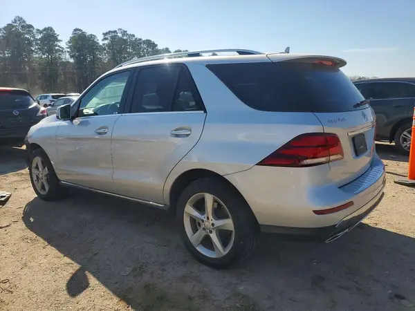 4JGDA5JBXHA835696 2017 MERCEDES-BENZ GLE - Image 2