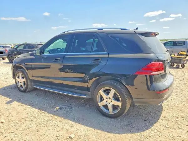 4JGDA5JBXHA931490 2017 MERCEDES-BENZ GLE - Image 2