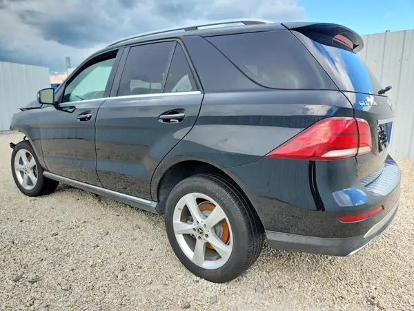4JGDA5JBXHA937161 2017 MERCEDES-BENZ GLE - Image 2