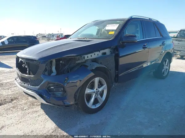 4JGDA5JBXHA985968 2017 MERCEDES-BENZ GLE - Image 2