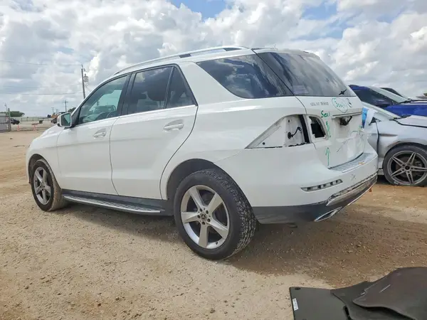 4JGDA5JBXJB008569 2018 MERCEDES-BENZ GLE - Image 2