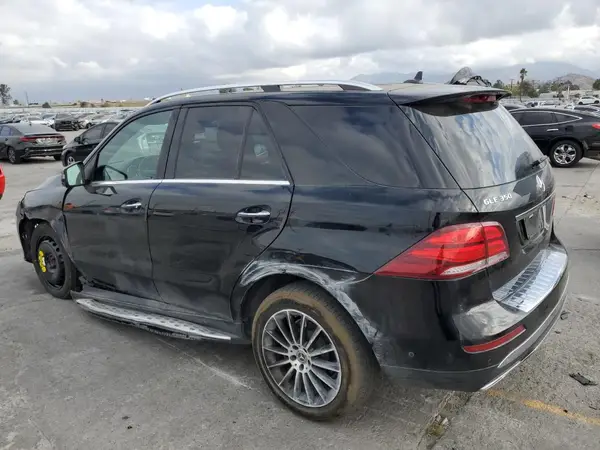 4JGDA5JBXJB017563 2018 MERCEDES-BENZ GLE - Image 2