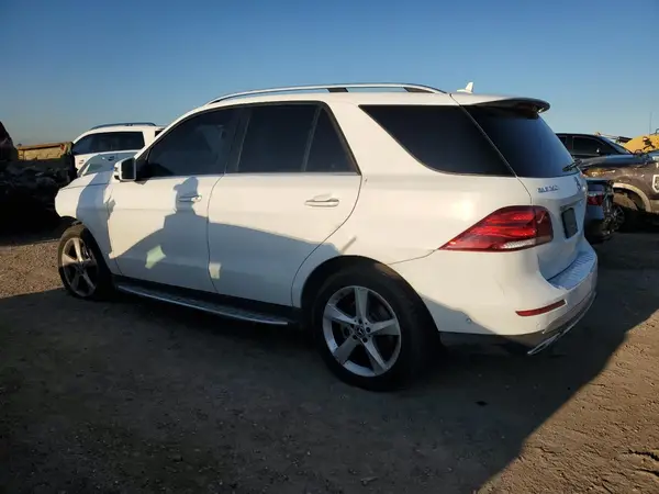 4JGDA5JBXJB046562 2018 MERCEDES-BENZ GLE - Image 2