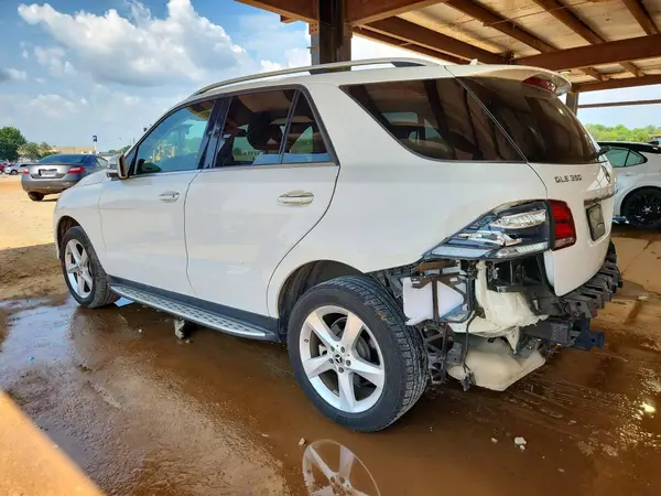4JGDA5JBXJB122863 2018 MERCEDES-BENZ GLE - Image 2