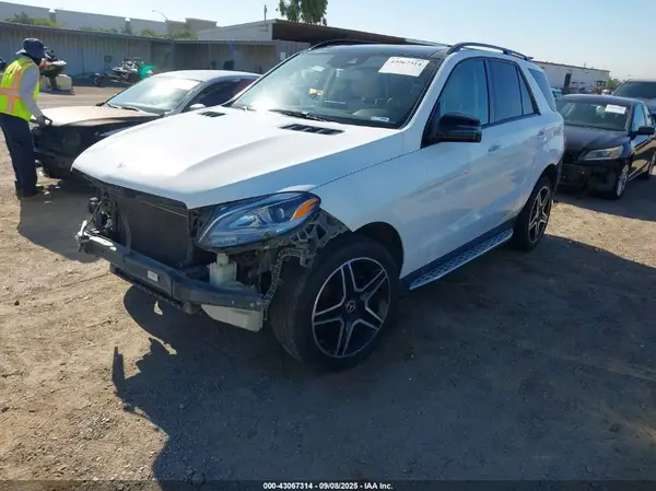 4JGDA5JBXJB178415 2018 MERCEDES-BENZ GLE - Image 2
