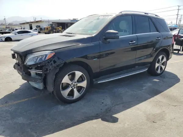 4JGDA6DB3JB011136 2018 MERCEDES-BENZ GLE - Image 1