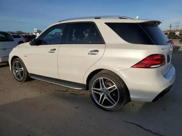 4JGDA6EB3JB055149 2018 MERCEDES-BENZ GLE - Image 2