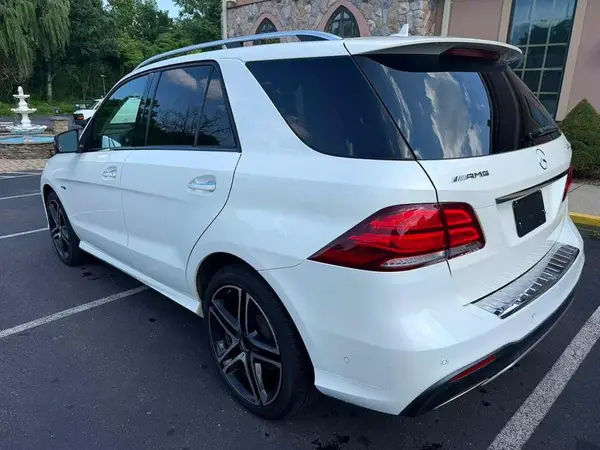 4JGDA6EB4KB203861 2019 MERCEDES-BENZ GLE - Image 2