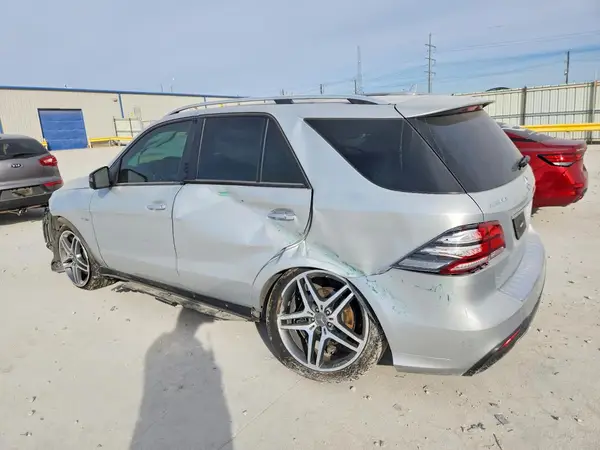4JGDA6EB5JB021777 2018 MERCEDES-BENZ GLE - Image 2