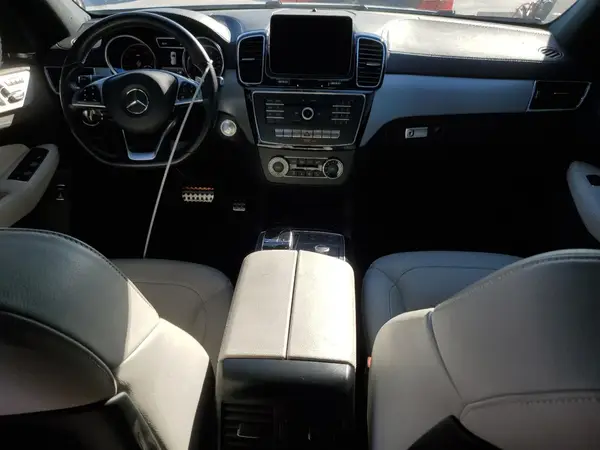 4JGDA6EB9HA960575 2017 MERCEDES-BENZ GLE - Image 8