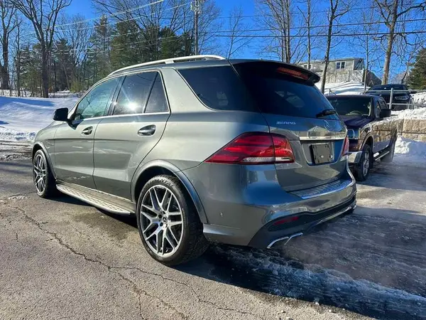 4JGDA7EB9JB058000 2018 MERCEDES-BENZ GLE - Image 2