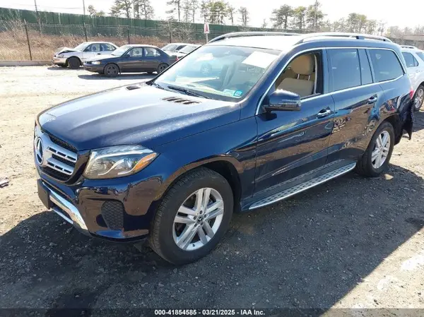 4JGDF6EE5KB233575 2019 MERCEDES-BENZ GLS-KLASSE - Image 2