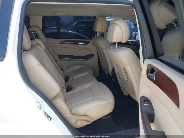 4JGDF7DE2HA823559 2017 MERCEDES-BENZ GLS-KLASSE - Image 8