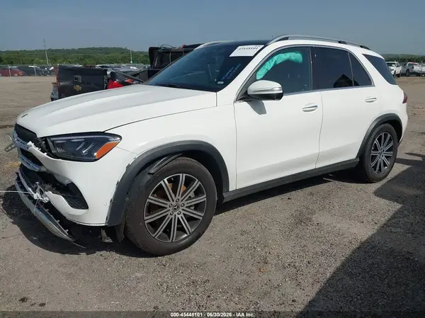 4JGFB4EB3TB567121 2026 MERCEDES-BENZ GLE - Image 2