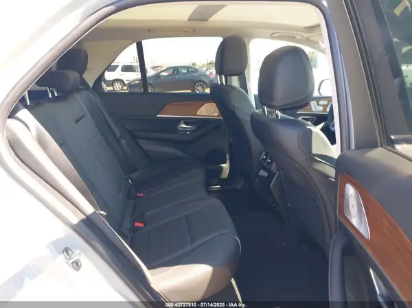 4JGFB4FB0SB278453 2025 MERCEDES-BENZ GLE - Image 8