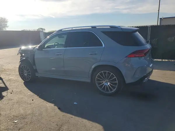 4JGFB4FB2RB062291 2024 MERCEDES-BENZ GLE - Image 2