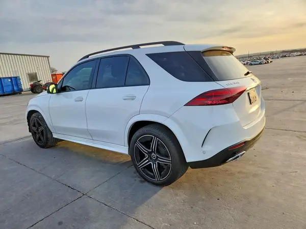 4JGFB4FB2RB265830 2024 MERCEDES-BENZ GLE - Image 2