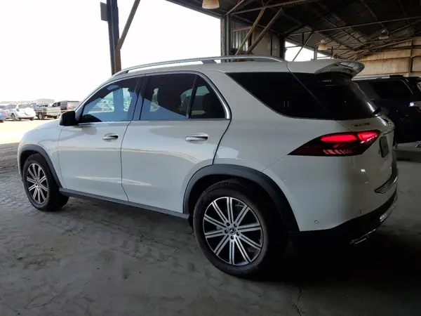 4JGFB4FB3RA992285 2024 MERCEDES-BENZ GLE - Image 2