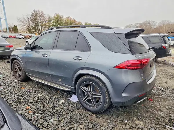 4JGFB4FB3RA999902 2024 MERCEDES-BENZ GLE - Image 2