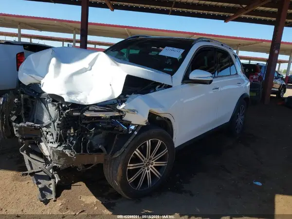 4JGFB4FB3RB015982 2024 MERCEDES-BENZ GLE - Image 2