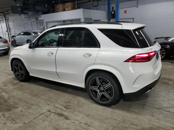 4JGFB4FB4SB423607 2025 MERCEDES-BENZ GLE - Image 2