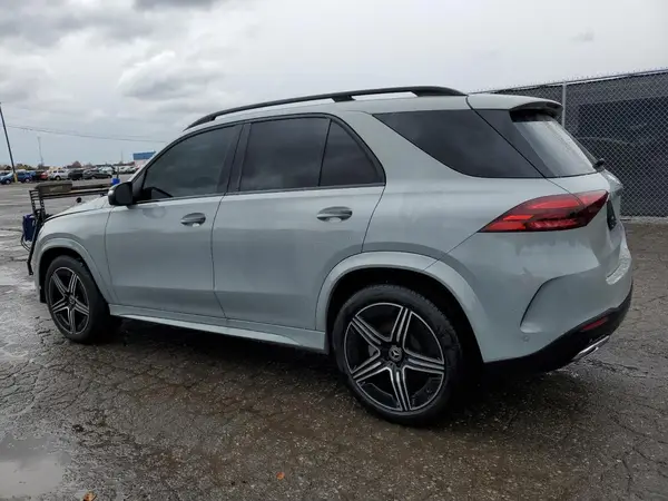 4JGFB4FB6RB257021 2024 MERCEDES-BENZ GLE - Image 2