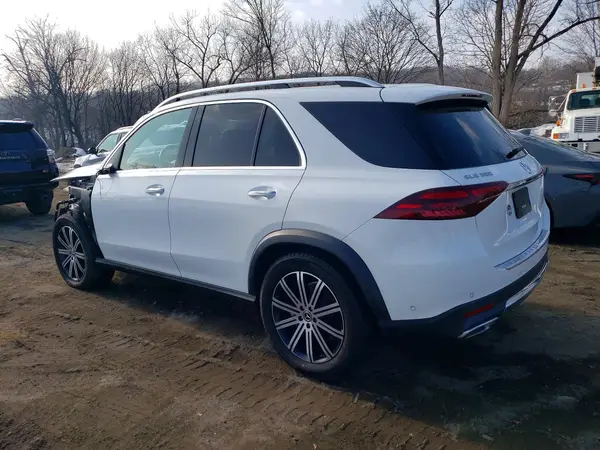 4JGFB4FB8RA984490 2024 MERCEDES-BENZ GLE - Image 2