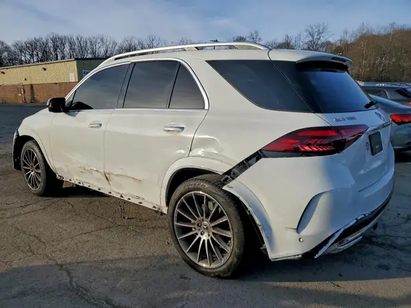 4JGFB4FB8RB124857 2024 MERCEDES-BENZ GLE - Image 2