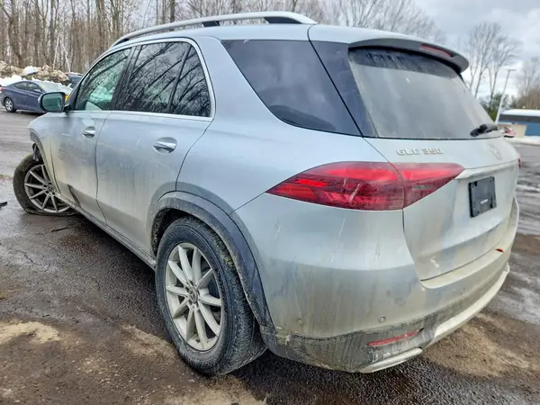 4JGFB4FB8SB463320 2025 MERCEDES-BENZ GLE - Image 2